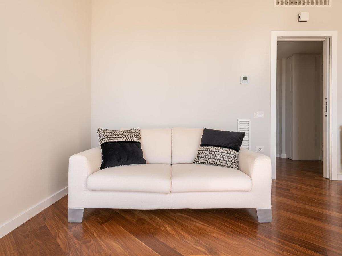 شقة Penthouse Center كالياري المظهر الخارجي الصورة